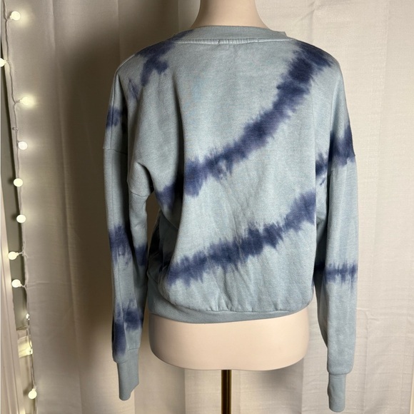 Hippie Rose Blue Crew Neck Sweater with Artistic Tie-Dye - Picture 2 of 7